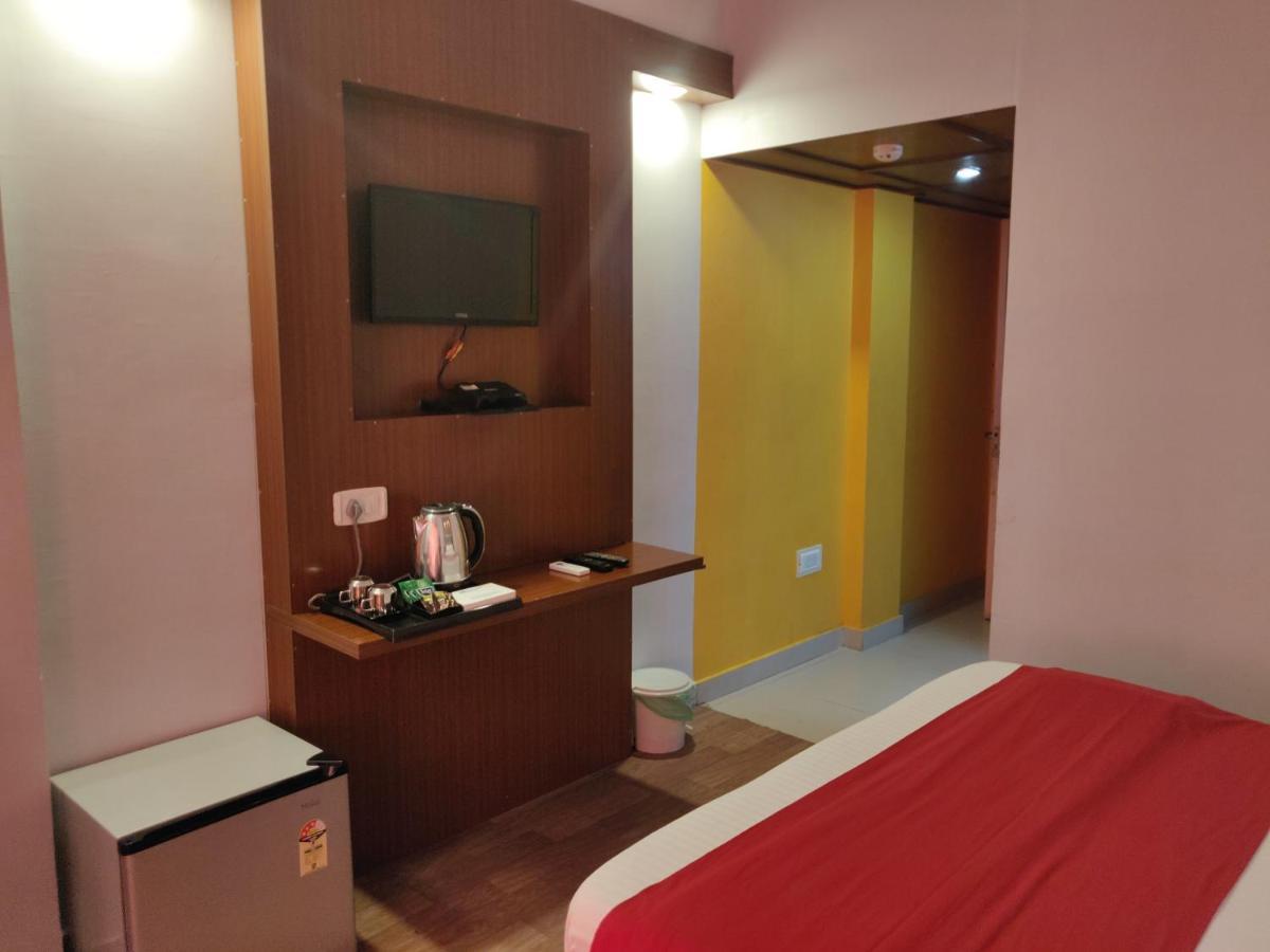 Hotel Mainak Port Blair Buitenkant foto